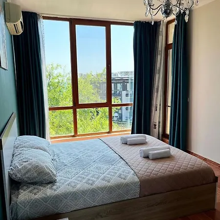 Sun Wave Ii With Sea View Apartment